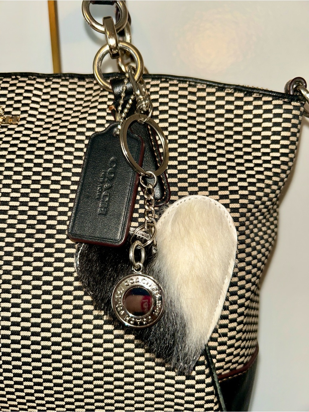 Coach Kelsey Satchel in Legacy Exploded Jacquard . - Picture 3 of 9